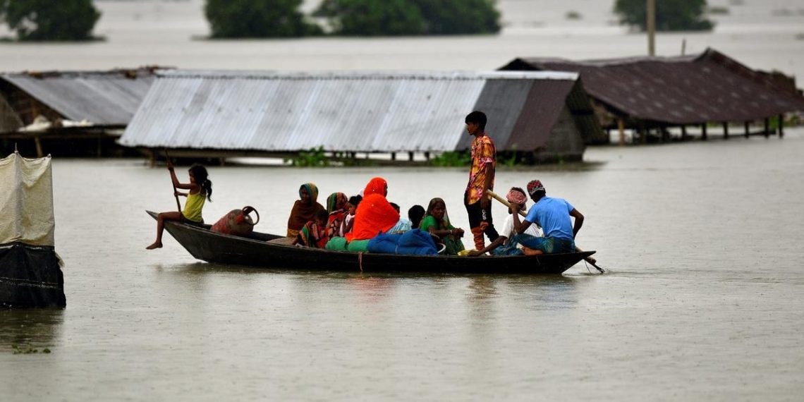 বানৰ কৱলত অসমত মৃতকৰ সংখ্যা ৯০লৈ বৃদ্ধি; এতিয়াও ক্ষতিগ্ৰস্ত ১২লক্ষাধিক লোক