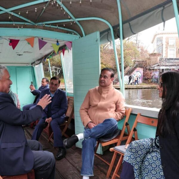 বৃন্দাবনী বস্ত্ৰ আনিব আজি ব্রিটিছ মিউজিয়ামৰে চুক্তি