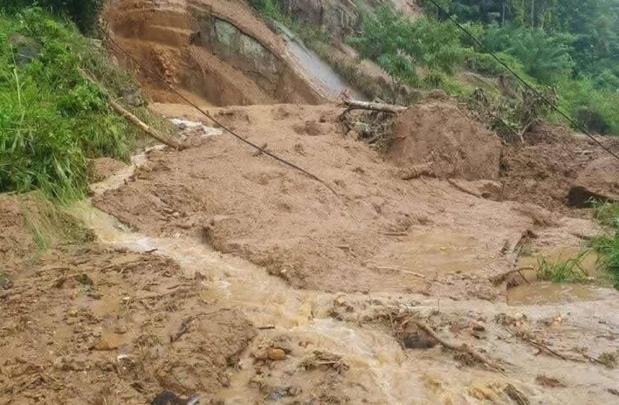 সাৱধান আহি আছে ঘূৰ্ণী দিটৱাহ