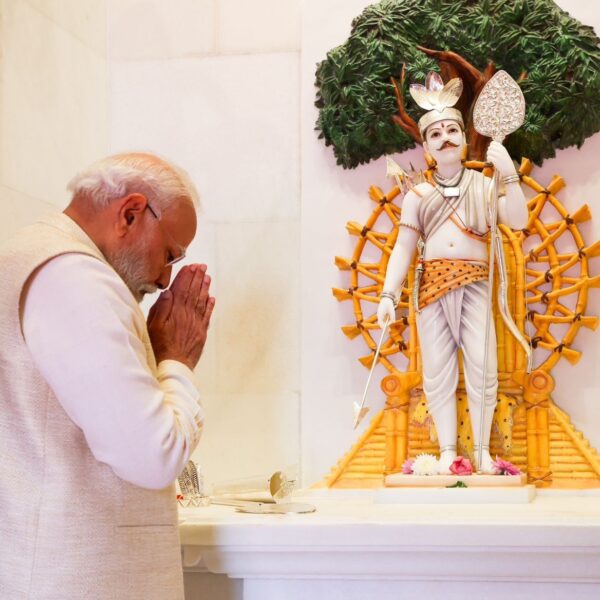 পৱিত্ৰ ৰমজন্মভূমি অধ্যোধাৰ শ্ৰীৰাম মন্দিৰত কৰা হ’ল গেৰুৱা…