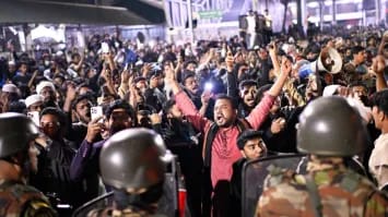 পুনৰ অশান্ত বাংলাদেশ