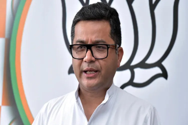 বিজেপি পৰিয়ালকেন্দ্ৰিক দল নহয় বুলি তিতাবৰত কংগ্ৰেছক কটাক্ষ মন্ত্ৰী পবিত্ৰ মাৰ্ঘেৰিটাৰ