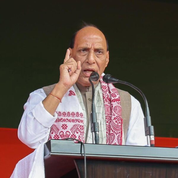 দেৰগাঁৱত কেন্দ্রীয় মন্ত্রী ৰাজনাথ সিঙৰ নিৰ্বাচনী প্রচাৰ