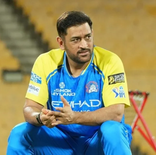  দেখা নাপাব ধোনীৰ চিৰ পৰিচিত হেলিকপ্টাৰ শ্বট বৰ্ষাপাৰাত&hellip;