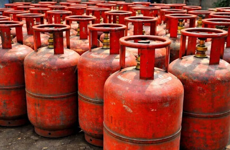হঠাৎ বৃদ্ধি LPG চিলিণ্ডাৰৰ দাম
