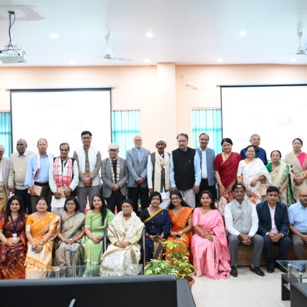 ‘হৰিনাৰায়ণ দত্তবৰুৱাই অসমীয়া সাহিত্য জগতত এটি নিৰৱ বিপ্লৱৰ&hellip;