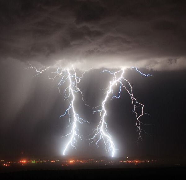 পুৱাই ৰাজ্যত বতৰৰ কালৰূপত স্তব্ধ জনজীৱন