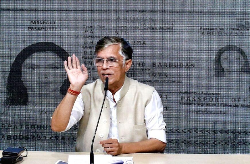 মাজনিশা কংগ্ৰেছ নেতা পৱন খেড়াৰ বিৰুদ্ধে ক্ৰাইম ব্ৰাঞ্চত গোচৰ মুখ্যমন্ত্ৰীৰ পত্নী ৰিণিকি ভূঞা শৰ্মাৰ