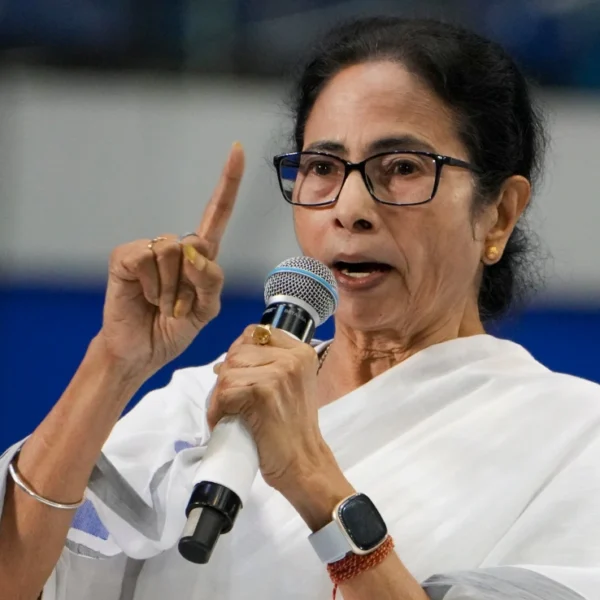 ক্ষমতা হেৰুৱাই পুনৰ বিজেপিৰ বিৰূদ্ধে যুঁজৰ হুংকাৰ মমতা&hellip;