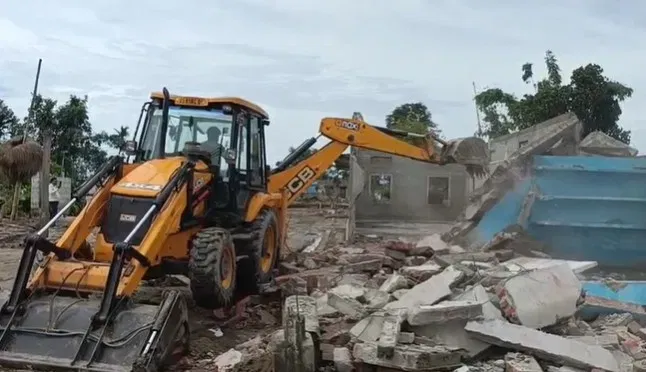 পশ্চিমবংগত আৰম্ভ উচ্ছেদ অভিযান