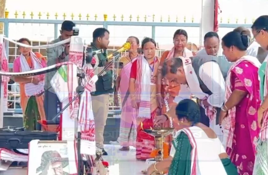 জুবিন ক্ষেত্ৰত উপস্থিত মুখ্যমন্ত্ৰী হিমন্ত বিশ্ব শৰ্মা।