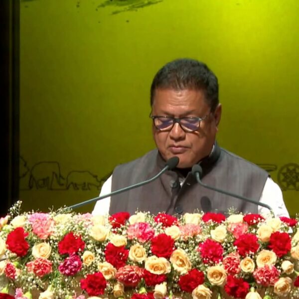 সম্পূৰ্ণ হ’ল হিমন্ত মন্ত্ৰীসভাৰ শপত গ্ৰহণ অনুষ্ঠান